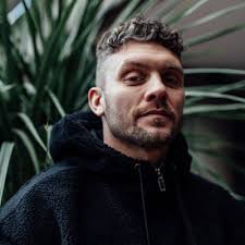 Rossko (@manlikerossko)