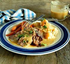 Add 2 packs of lipton onion soup mix, add 1 onion chopped, salt and pepper, garlic, seasoned brown & drain 1 lb. That Old Lipton Onion Soup Pot Roast Recipe Frugal Hausfrau