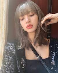 Today lisa update her personal instagram account with 'ddu du ddu du' blackpink's mv sets. Blackpink Lisa Instagram And Insta Story Update July 4 2019