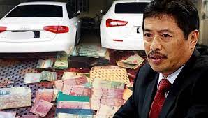 Kes 'songlap' ini dianggap antara kes yang paling besar di malaysia! Rampasan Kes Rasuah Terbesar Rm114 Juta Di Sabah Mynewshub