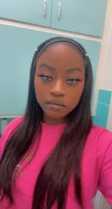 I love my headband wig!! The hair is so soft😍🥰