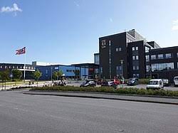 The university of agder (uia) has 13,000 students and 1,400 faculty and staff members. Universitetet I Agder Wikipedia