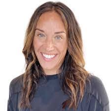 Suzanne Wiegand's Instagram, Twitter & Facebook