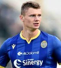 Paweł marek dawidowicz (born 20 may 1995) is a polish professional footballer who plays as a defensive midfielder for benfica b in portugal, and the poland national team. Pawel Dawidowicz 2016 2017 Spieler Fussballdaten