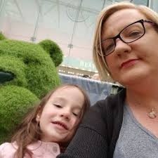 hazel culbert (@hazeyc8)