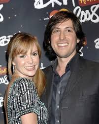 Amanda holden studied acting at the jellicoe theatre in poole.amanda holden current estimated net worth is £6 million, and current british got talent salary is £500,000 per year. Amanda Holden Husband Who Is Bgt Judge Married To Do They Have Children Celebrity News Showbiz Tv Express Co Uk
