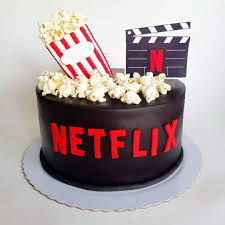 E Quem Nao Gosta De Netflix Que Atire A Primeira Pipoca Esse Bolo E Pra Quem Ama Series E Fil 14th Birthday Cakes Cute Birthday Cakes Birthday Cakes For Teens