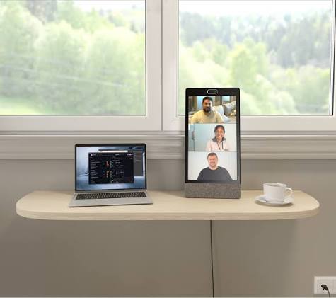 Neat Frame: Personal Video Device for Desk and Home