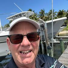 Is East Farm Village Apartments still managed by Winn Management?