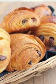 My French Country Home French Living Page 2 Of 300 Sharon Santoni Paris Street Food Food My French Country Home