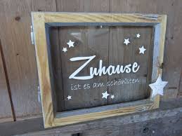 Altes Fenster Zuhause Ist Es Am Schonsten Alte Fenster Dekorieren Alte Fenster Deko