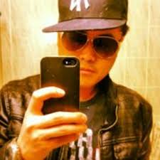 Stream Forrest Wu music