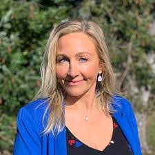 Rebecca Berger's Instagram, Twitter & Facebook