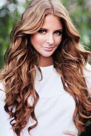 Need inspiration for your curls? 42 Curly Hair Style Woman Charming Style