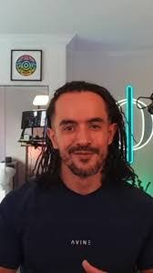 Vincent Lindsey's Instagram, Twitter & Facebook