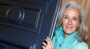 Coiffure cheveux courts femme de 60 ans coupe cheveux degrade. 20 Femmes Celebres Qui Assument Leurs Cheveux Blancs