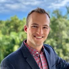 Heather Tweedy's Instagram, Twitter & Facebook