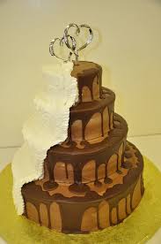 It S A Doberge Wedding By Gambino S Bakery New Orleans La Cake Bakery Food