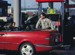 Is there gas in the car. How Does A Gas Pump Know When My Tank Is Full Howstuffworks