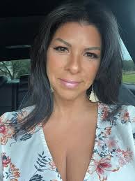 Enjoy all of your favorite sports games with .99CENT MICHELADAS and GIANT  SCREENS 🎅🏻✨ See you here! 📍 12750 Southwest Fwy. Stafford, TX 77477 📍  415 W Little York Rd. Houston, TX 77076 #mayitosmariscosandwings  #lapuradelicia