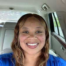 Brittney Robinson's Instagram, Twitter & Facebook