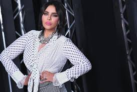 أحلام تكشف عن أول وظيفة و راتب تقاضته قبل الشهرة Clothes For Women Insta Fashion Fashion