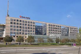 Unicredit Bank Austria Is One Of The Largest In The Country Seen Here Building Modern Buildings Austria