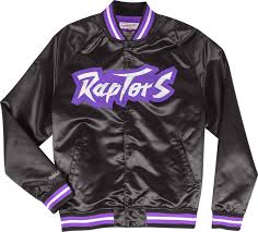 According to a report the star published tuesday night (may 21), drizzy's favorite nba. Mitchell Ness Toronto Raptors Black Lightweight Satin Jacket Jacke Anorak Windbreaker Www Hiphopgermany De