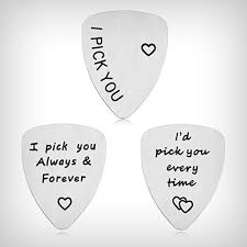 Come live in my heart, and pay no rent. 44 Funny And Cute Gifts For Boyfriends That Love A Good Laugh Dodo Burd