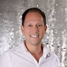 Chris DeSalvo (@christhevoyager) • Фото и видео в Instagram