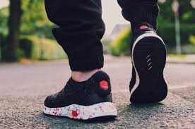 In this section we have tested and reviewed some of the best products on the but buying and using the best shoes for achilles tendon pain can help alleviate the pain. Best Running Shoes For Achilles Tendonitis Comprehensive Buying Guide Sootheyourfeet Com