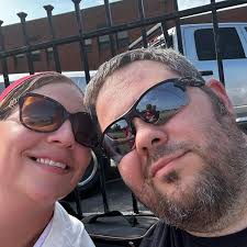 Should I use brackets or struts to lower my Honda Shadow 750 cc A.C.E. bike?