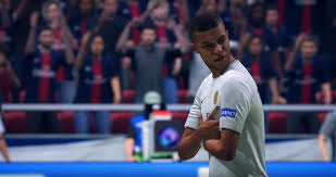 In the game fifa 19 his overall rating is 62. Fifa 19 Fut Event Kalender Wann Kommen Toty Oder Ultimate Scream Flames Per Second