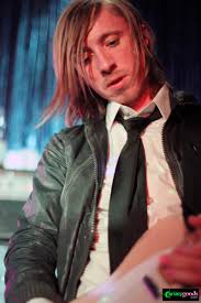 Crosses at the Satellite