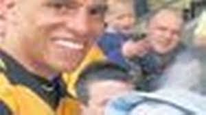 Gordon Lennon's Instagram, Twitter & Facebook