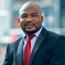 A year later than expected but I'm very grateful to have been able to  attend my graduation to celebrate my 1st class honours degree in Property  Development! Of course, not the full