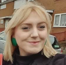 Lindsey Parr's Instagram, Twitter & Facebook