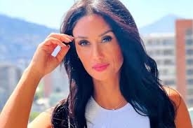 Casi me quemo las te…!”: el divertido chascarro que sufrió Pamela Díaz por  culpa de una prenda