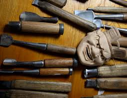 Wood is a fairly soft carving material. Carving The Appeal Of Nature Ichii Itto Bori Yew Wood Carvings Traditional Craftsman Hisayuki Wani Nihonmono