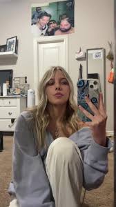 Jus pretend my fingers dont look like that