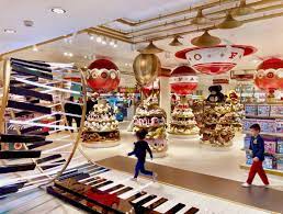 All fao schwarz stores and businesses hours in new york. Fao Schwarz Londonthe World S Best Toy Store Inside The World S Best Department Store