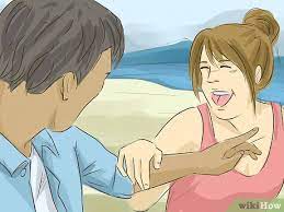 Support them by doing things like cheering them on if they're on the basketball team, helping them study for a test, or getting them a treat when they're feeling down. 3 Ways To Get Your Crush To Like You Wikihow