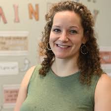 Lily Maxwell's Instagram, Twitter & Facebook