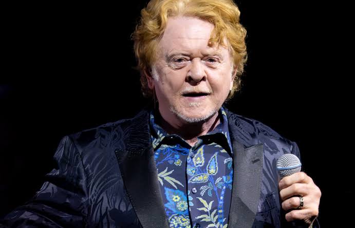 Simply Red hold back the years at Brighton Centre – Brighton and Hove News