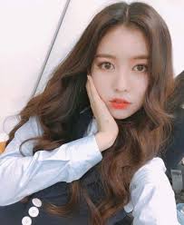 Cfs4498 “JANE CỦA MOMOLAND THẬT SỰ LÀ THIỆT THÒI !!! Trong Momoland thì  mình cảm thấy chị này thật sự rất ít được sự chú ý đến. Từ line đến cả thời