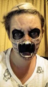 C'est un monstre qui fait peur rien d'autre a dire =). Halloween 45 Idees De Maquillages Terrifiants