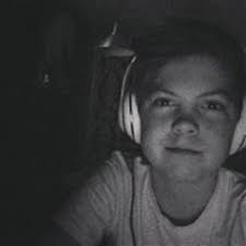 Stream Peter Ring music