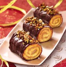 Recette Mini Buche De Noel Chocolat Creme De Marron A La Gache Tranchee Au Beurre Frais Recette Alimentation Buche De Noel Chocolat Buche De Noel