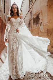 Maybe you would like to learn more about one of these? Wild Heart Exklusiver Einblick In Die Rue De Seine Bridal Kollektion 2019