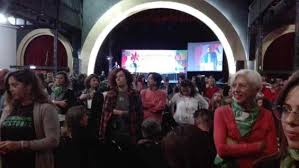 Andrea avelluto is on mixcloud. Otra Vez Incidentes En El Discurso Del Secretario De Cultura Pablo Avelluto En La Feria Del Libro Ciudadanos La Voz Del Interior